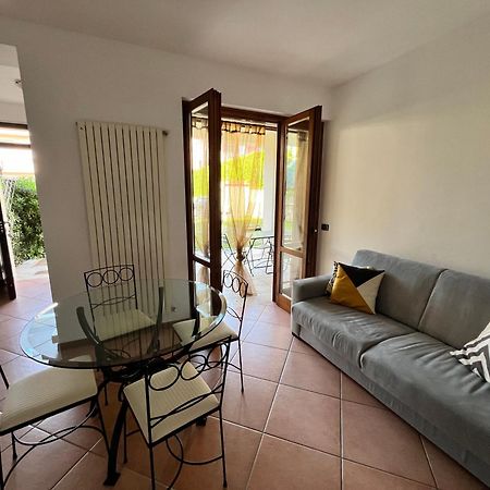 Magic Desenzano Apartment Desenzano del Garda Exterior foto